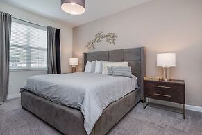 6 Bdrmgolf Coursegated Resort