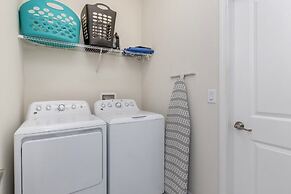 6 Bdrmgolf Coursegated Resort