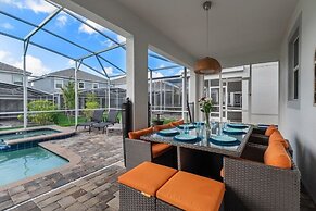 6 Bdrmgolf Coursegated Resort