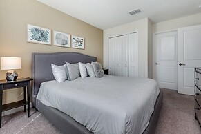 6 Bdrmgolf Coursegated Resort