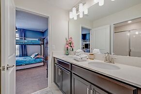 6 Bdrmgolf Coursegated Resort