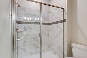 6 Bdrmgolf Coursegated Resort