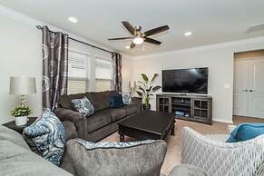 Elegant, Beautiful 5 Bed 5,5 Bath House w Pool 1879