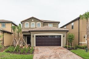 Elegant, Beautiful 5 Bed 5,5 Bath House w Pool 1879