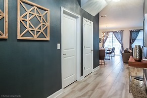 6 Bedroom 5 Bathroom Vacation Home