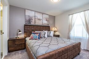 6 Bedroom 5 Bathroom Vacation Home