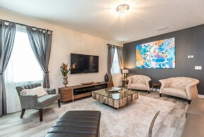 6 Bedroom 5 Bathroom Vacation Home