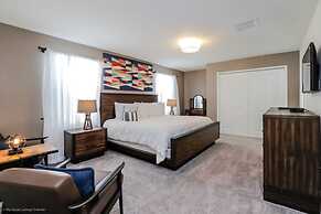 6 Bedroom 5 Bathroom Vacation Home