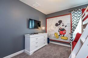 6 Bedroom 5 Bathroom Vacation Home