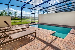 4bed 3Ba Home With Pool at Windsor