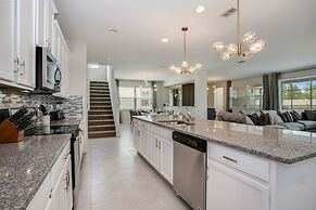 9 BD 6.5 BH With Pool, Spa and GR