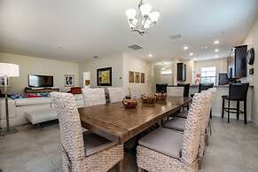 5 Bedroom in Champions Gate