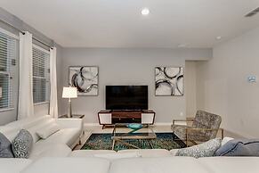 6bed 4Ba Villa Game Room Pool Spa