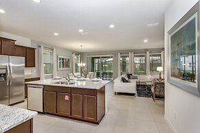 6bed 4Ba Villa Game Room Pool Spa