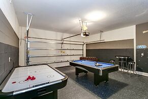 6bed 4Ba Villa Game Room Pool Spa