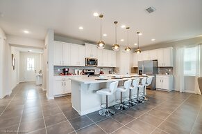 9 Bdrm 6,5 B Villa W Private Pool