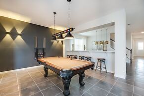 9 Bdrm 6,5 B Villa W Private Pool