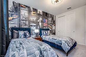 9 Bdrm 6,5 B Villa W Private Pool