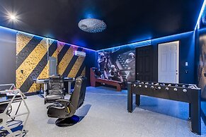 9 Bdrm 6,5 B Villa W Private Pool