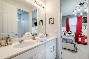 9 Bdrm 6,5 B Villa W Private Pool