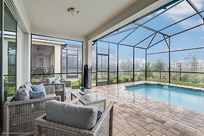 9 Bdrm 6,5 B Villa W Private Pool