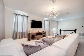 Spectacular 6 Bedroom 5 Bathroom House