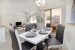 4 Bedroom Storey Lake Vacation Home