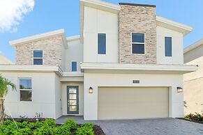 9 Bdrm Champions Gate Villa