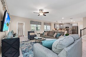 Family Friendly! 6bed 5Ba Villa with Pool