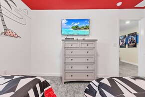 Family Friendly! 6bed 5Ba Villa with Pool