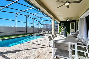 9 BD 6,5 BH Pool, Spa & Game Room