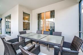 Edgy, Modern 6 Bed 5 Bath