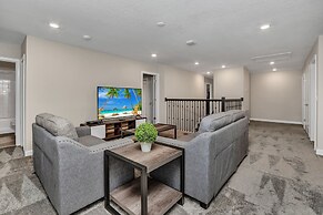Storey Lake 9 BR Villa with Game Room