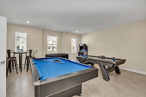 Storey Lake 9 BR Villa with Game Room