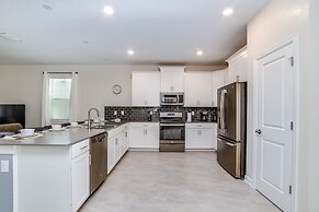 Storey Lake 9 BR Villa with Game Room