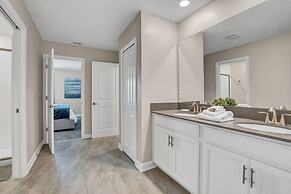 Storey Lake 9 BR Villa with Game Room