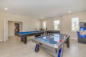 Storey Lake 9 BR Villa with Game Room