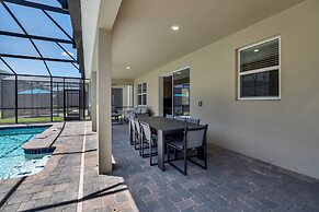 Storey Lake 9 BR Villa with Game Room