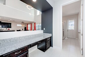 Edgy and Modern 7 Bed 5 Ba Villa Pool & Spa 1800saw