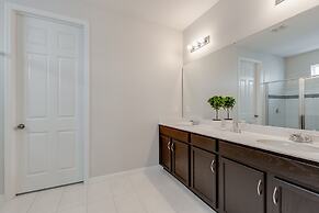 Edgy and Modern 7 Bed 5 Ba Villa Pool & Spa 1800saw