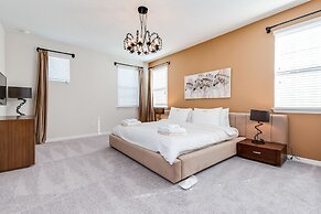 Edgy and Modern 7 Bed 5 Ba Villa Pool & Spa 1800saw