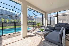 Edgy and Modern 7 Bed 5 Ba Villa Pool & Spa 1800saw