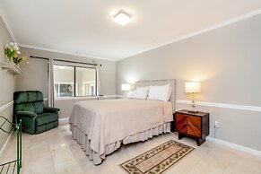 Ultimate 6 Bedroom 5 Bathroom On Bay Hill