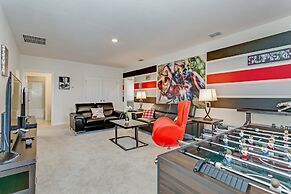 7 Bed 5 Ba Villa with Games, Pool & Spa