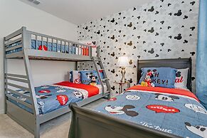 7 Bed 5 Ba Villa with Games, Pool & Spa