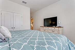 7 Bed 5 Ba Villa with Games, Pool & Spa