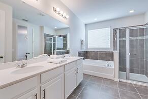 Phenomenal 8B 1810s Villa with Pool, Spa & Movie Theater