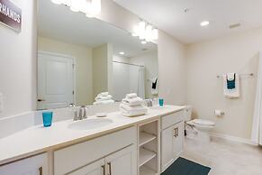 3 Bedroom Condo @ Storey Lake