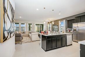 6bed 4Ba Villa Game Room Pool Spa