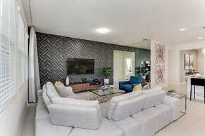 This Dream 6 Bdrm, 5 BA Home